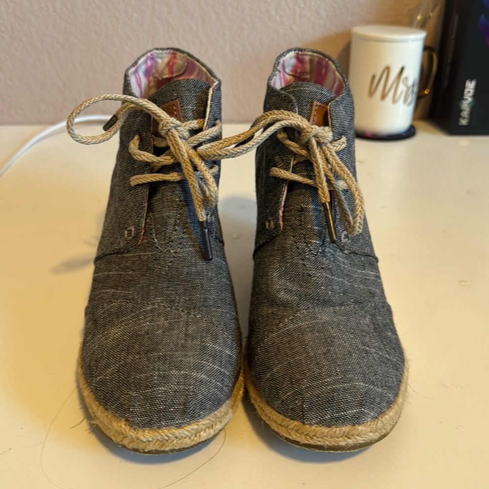 Tom’s brand wedge ankle booties